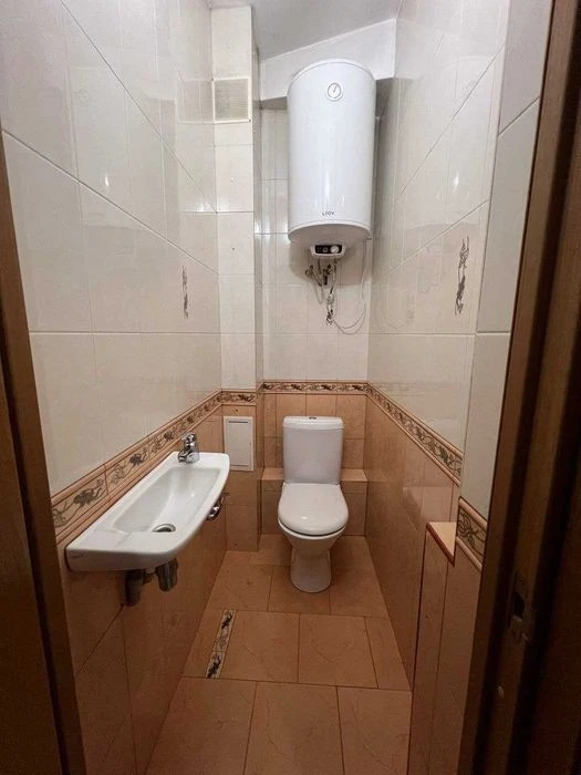 3 комнатная квартира в новом, кирпичном доме на Заболотного
