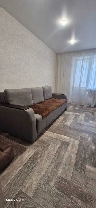 ПРОДАЖА 3-комнатной квартиры на среднем этаже