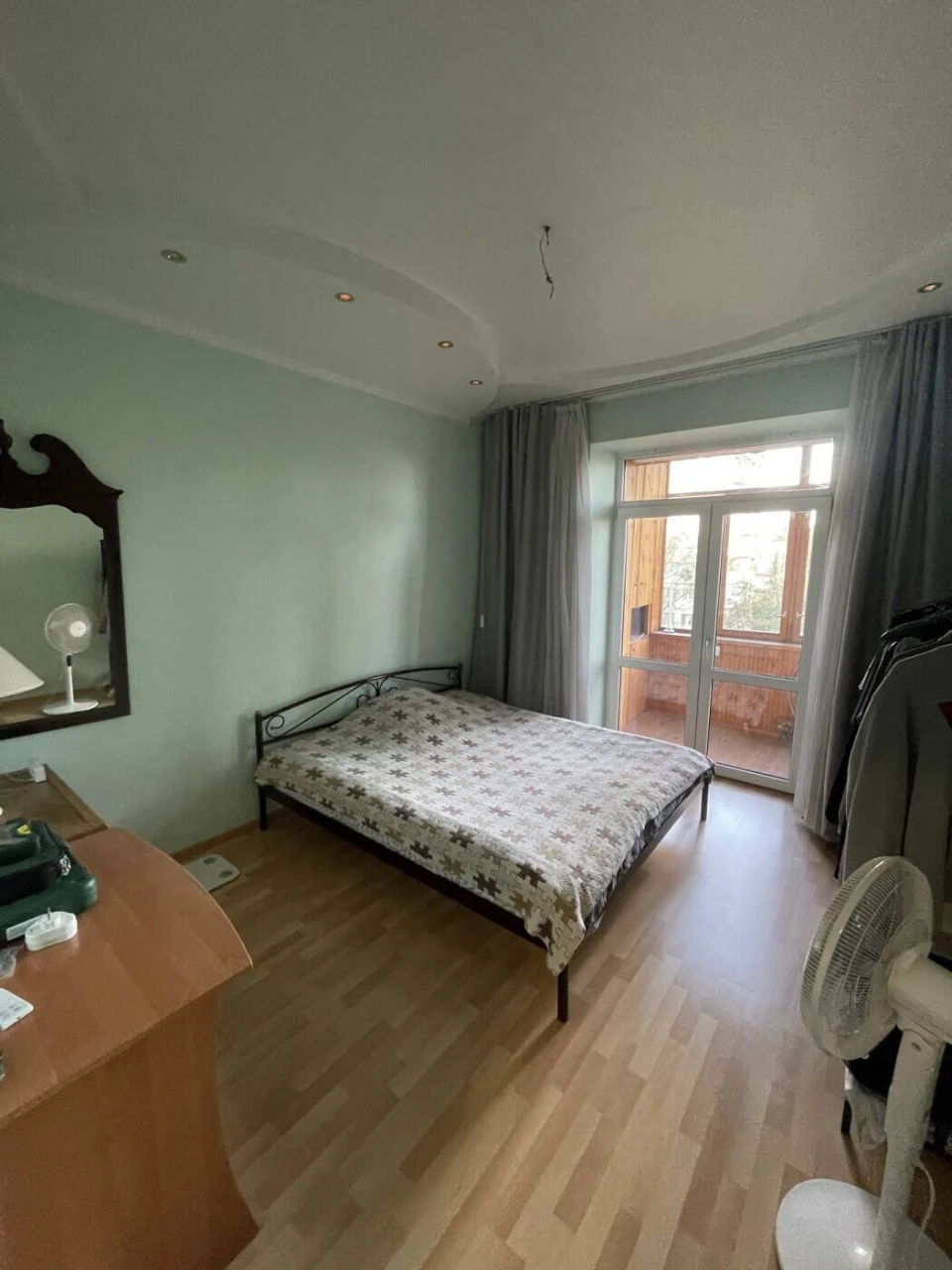 Продам 2-кімнатну квартиру, проспект Берестейський (Перемоги