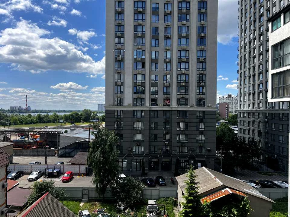 Квартира. Київ, Кам'янська вул. (Дніпродзержинська), (Будино