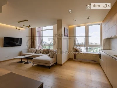 Sale of 2-room apartment 71.5 sq. m. on Mytropolyta Vasylya Lyp street