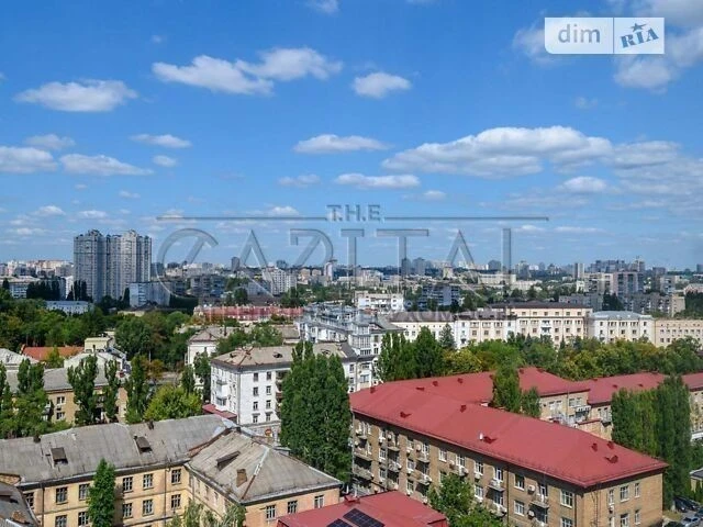 Sale of 2-room apartment 71.5 sq. m. on Mytropolyta Vasylya Lyp street
