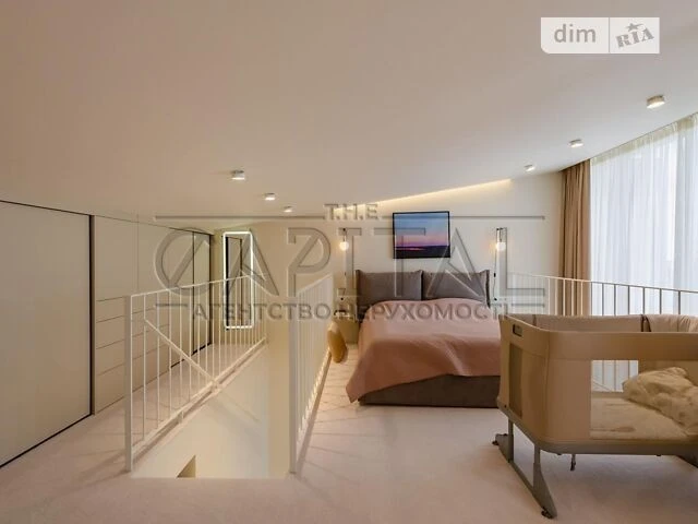 Sale of 2-room apartment 71.5 sq. m. on Mytropolyta Vasylya Lyp street