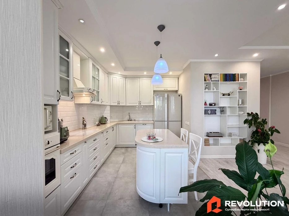 Без комісії. Продаж 3к квартири 106м2, вул.Ревуцького, 7В Да