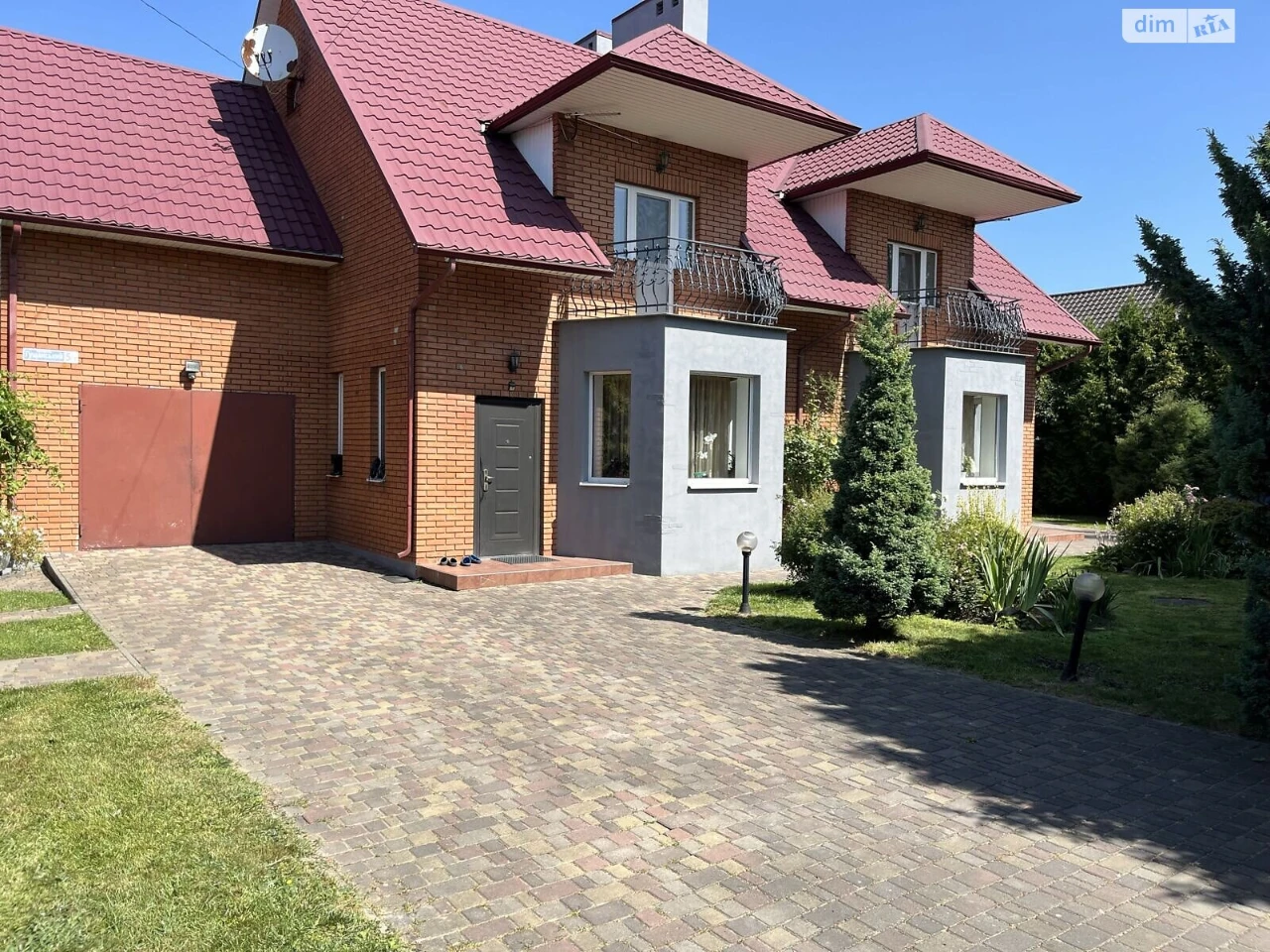 Продаж Дім