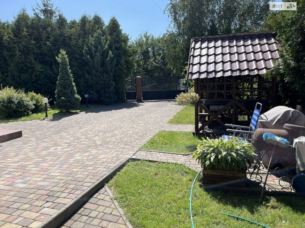 Продаж Дім