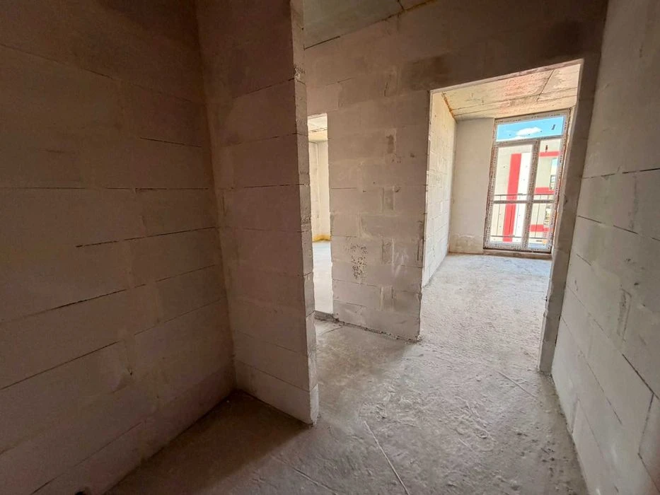 Продаж 3-кімнатної 78 м²  Зданий будинок  Індивідуальне опал