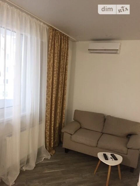 Довготривала оренда 1к квартири на вул. Освіти 16 • ID 34776