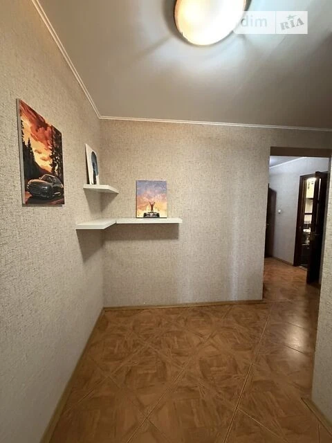 Довготривала оренда 3к квартири на вул. Братів Зерових 14 •