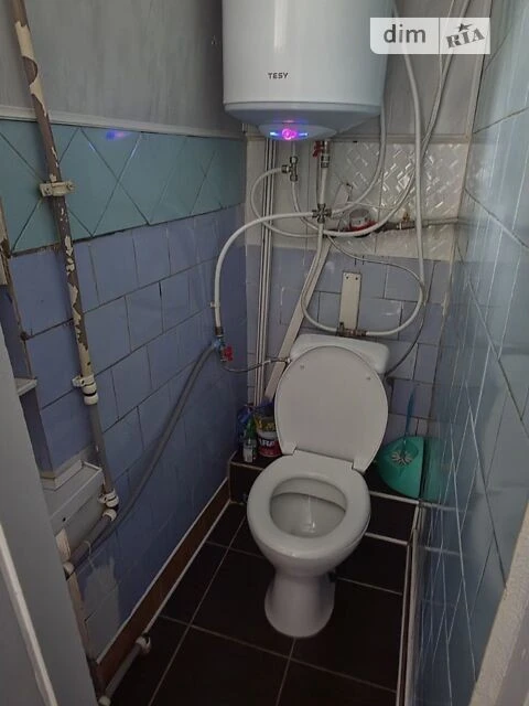 Продаж кімнати 28.8 кв. м на вул. Новоукраїнська 4/6 • ID 34