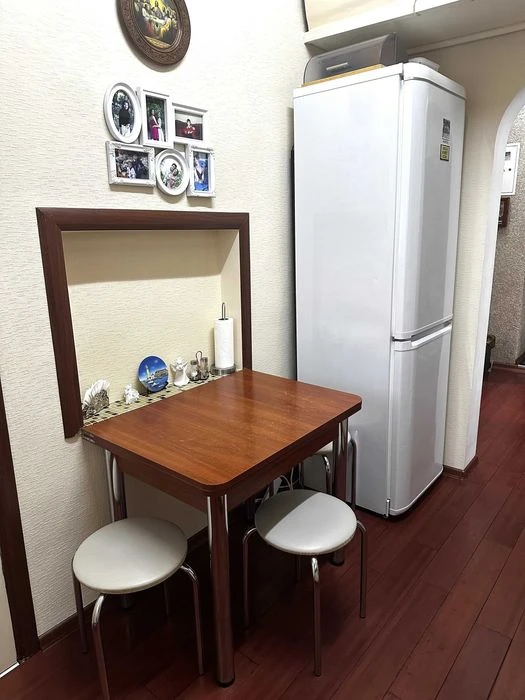 В продаже 2-х комн. квартира на Церковной.