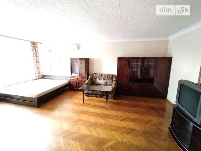 Довготривала оренда 1к квартири на вул. Юності 8/2 • ID 3477