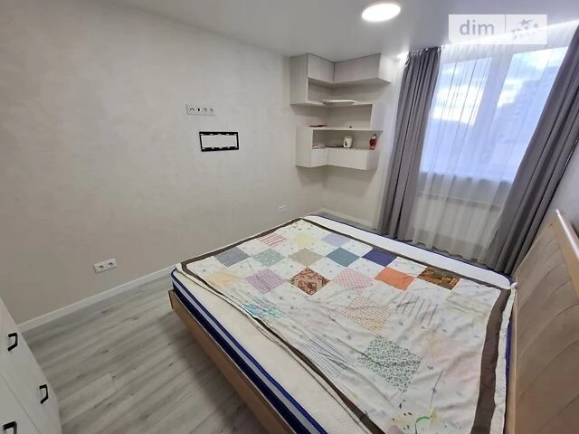 Довготривала оренда 3к квартири на просп. Павла Тичини 6 • I