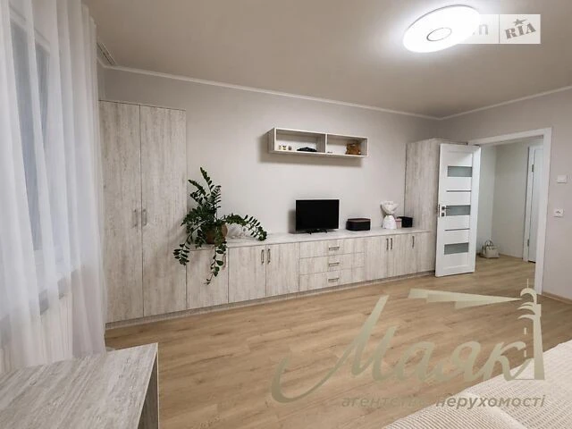 Продаж 1к квартири 48 кв. м на пров. Ясинуватський 11 • ID 3