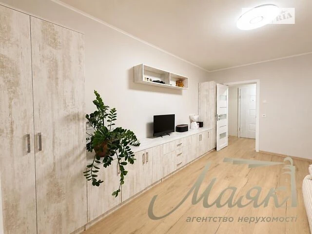 Продаж 1к квартири 48 кв. м на пров. Ясинуватський 11 • ID 3