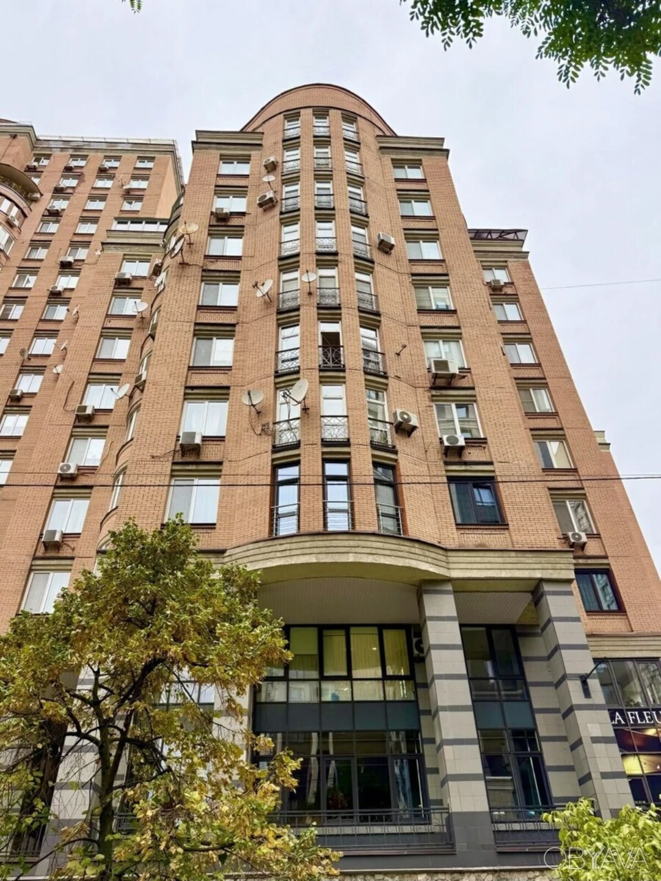 3-комнатная квартира, 160 кв.м