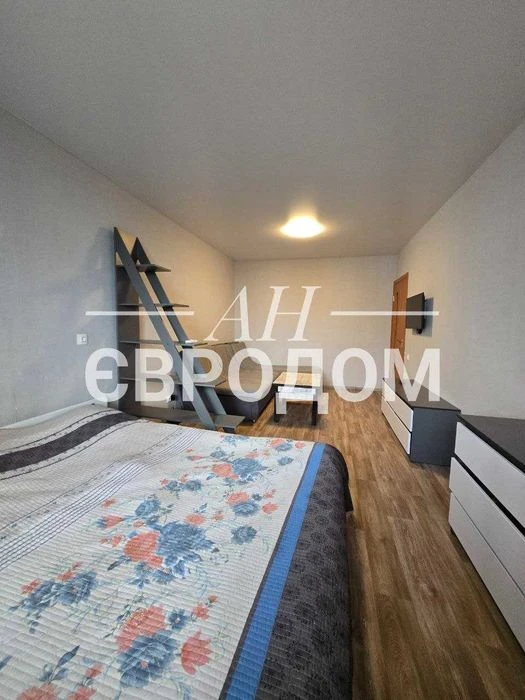 Продам 2к.квартиру на Алексеевке