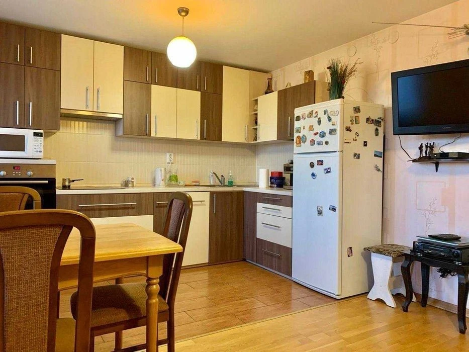BARGAIN! Apartment for sale 2k 72m Novatoriv st. 9, Dniprovskyi