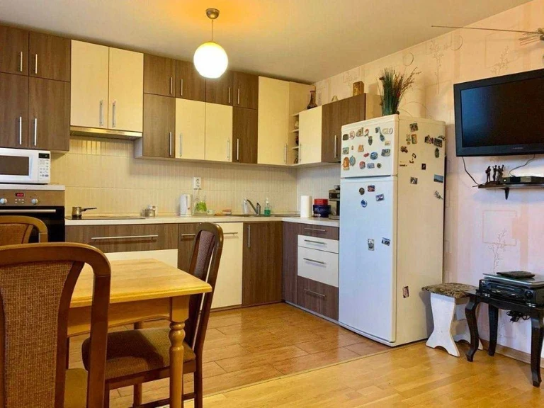 BARGAIN! Apartment for sale 2k 72m Novatoriv st. 9, Dniprovskyi