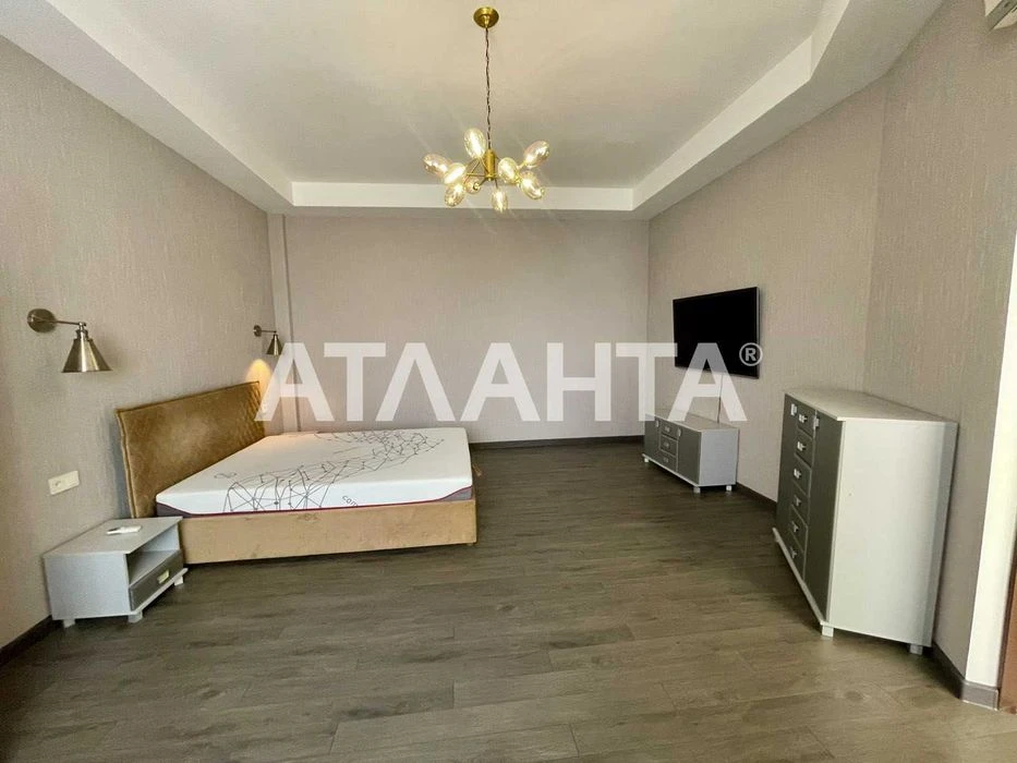 Просторная и светлая квартира 116 м² рядом с морем во Франции