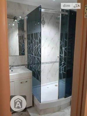 Продаж 2к квартири 75 кв. м на вул. Боголюбова 20 • ID 34778