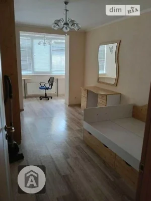Продаж 2к квартири 75 кв. м на вул. Боголюбова 20 • ID 34778