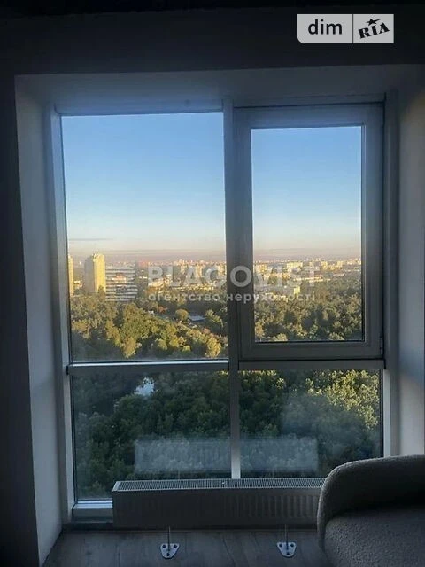 Продаж 2к квартири 62 кв. м на вул. Князя Романа Мстиславича