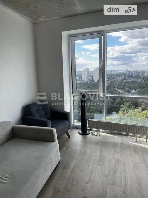 Продаж 2к квартири 62 кв. м на вул. Князя Романа Мстиславича