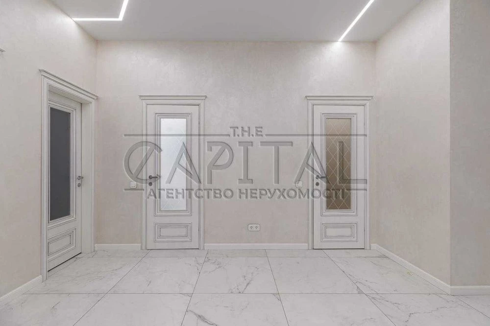 Продаж квартири, вул. Кониського, мкетро Університет,  ЖК Tu