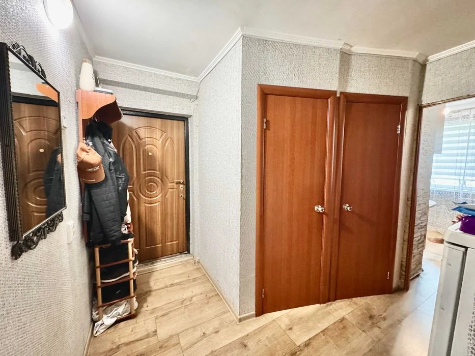 Продам отличную 2к квартиру с балконом на Восточном, м.Индус