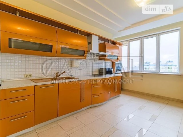 Продаж 7к квартири 282 кв. м на вул. Юрія Шумського 1 • ID 3