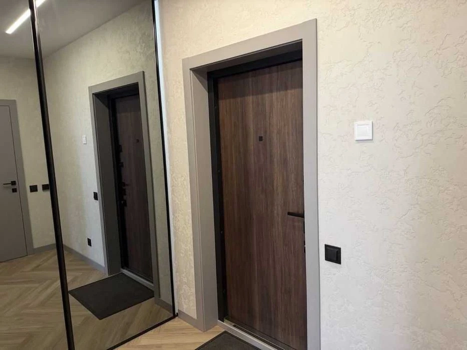 Оренда квартири 1 кім. ЖК Кришталеві джерела вул. Заболотног