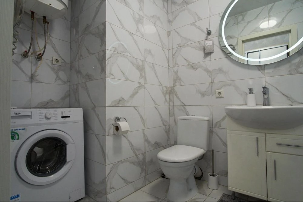 Жк Яскравий, вулиця Сімʼї Кульженків 33, метро Мінська, Обол