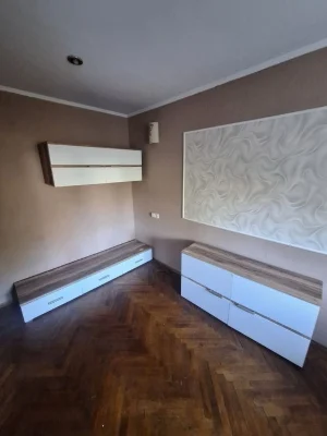 Оренда 3-кімнатна квартира, метро Голосіївська