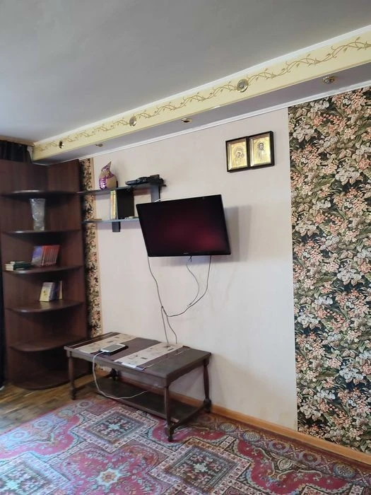 Здам 1 к кв по вул Братиславська, метро Чернігівська