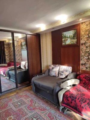 Здам 1 к кв по вул Братиславська, метро Чернігівська