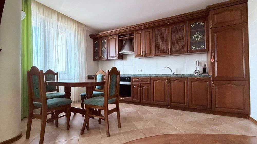 Оренда 3-х кімнатної квартири, 100 м2, вул Олександра Мішуги
