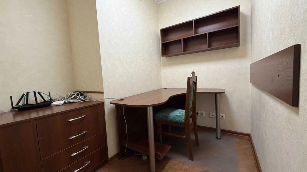 Оренда 3-х кімнатної квартири, 100 м2, вул Олександра Мішуги