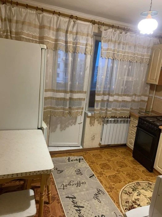 Сдам 1-к квартиру на Оболони м. Минское