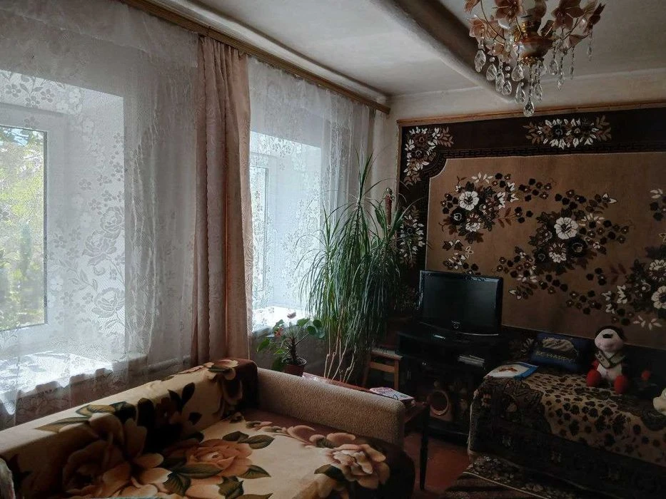 Продам полдома, ул. Хасановская