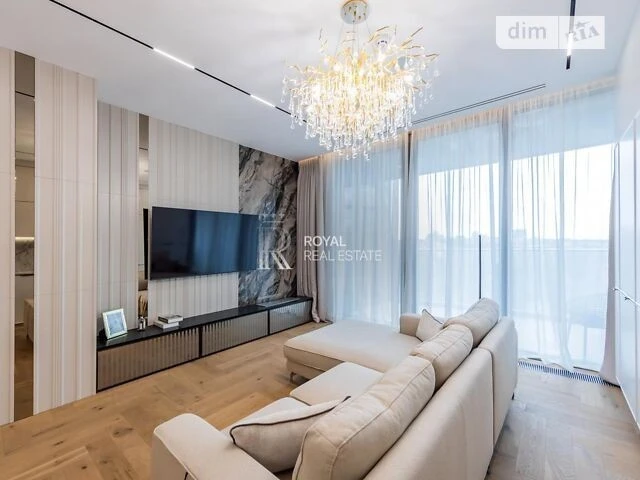 Sale of 3-room apartment 83.6 sq. m. on Ioanna Pavla II st. 12 • I