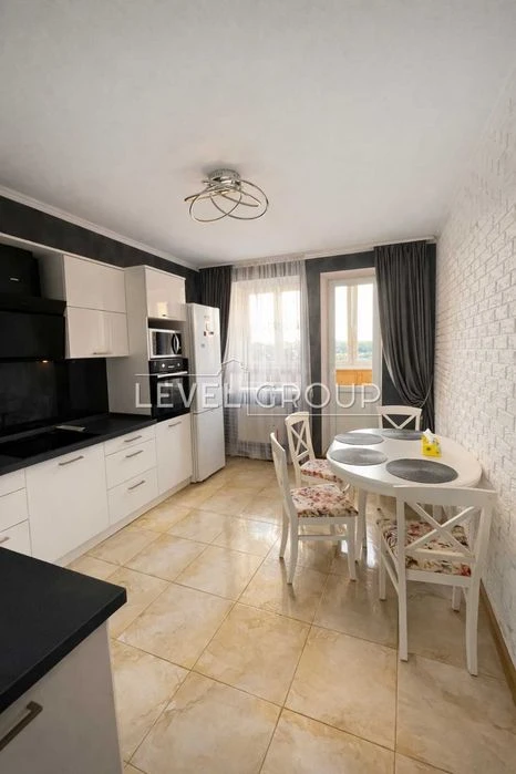 Продаж просторої 1к квартири 59м² ЖК Голосіїво, Метро, з ГЕН