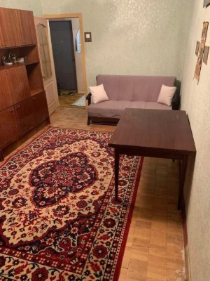 Продам 1-к квартиру на Оболони м. Минское