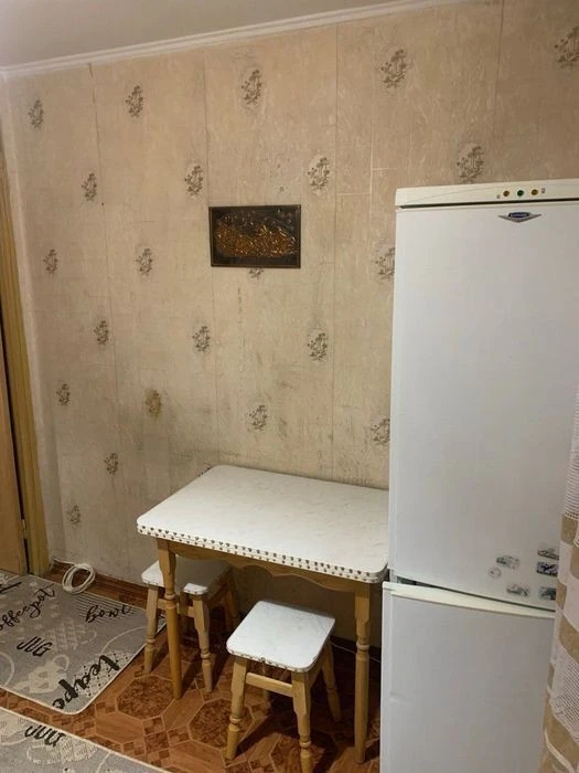 Продам 1-к квартиру на Оболони м. Минское