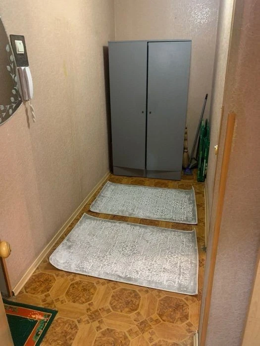 Продам 1-к квартиру на Оболони м. Минское