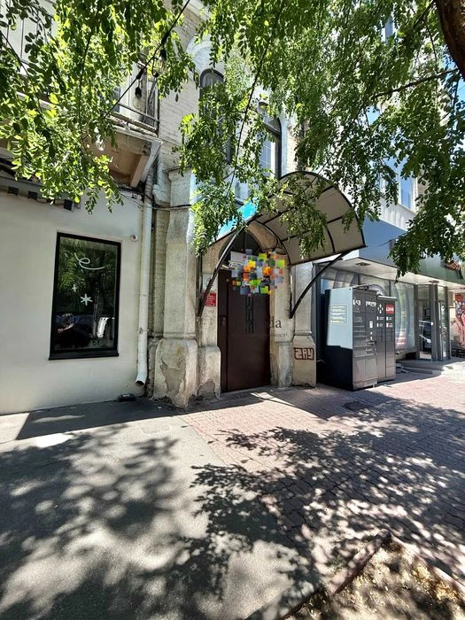 Продаж 2кімн, Центр, Львівська Площа, Січових стрільців 10,