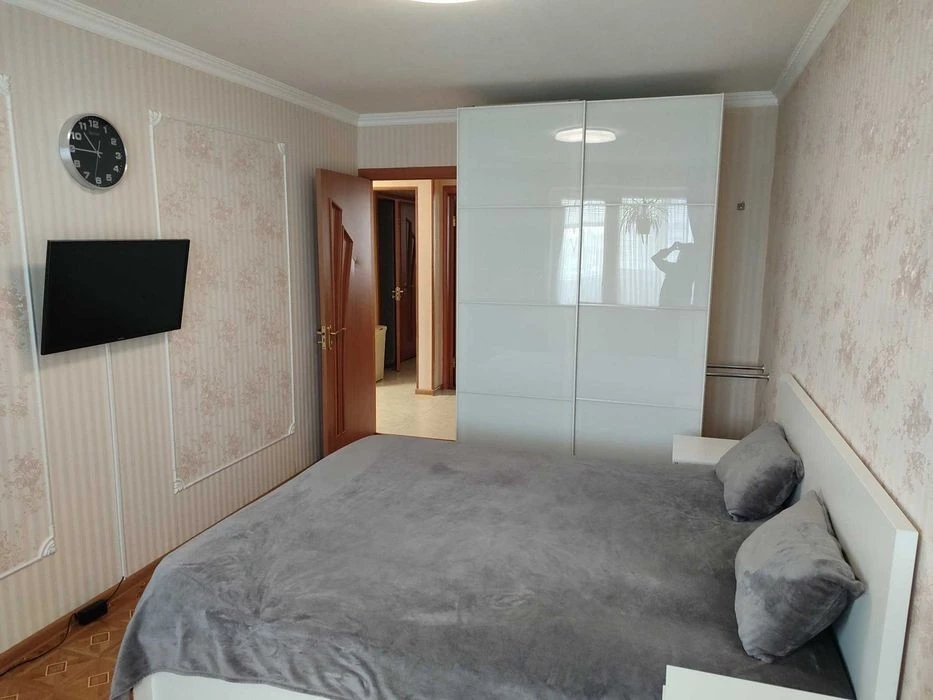 Продаж 3к квартири, метро Мінська-5 хв пішки, Левка Лукяненк