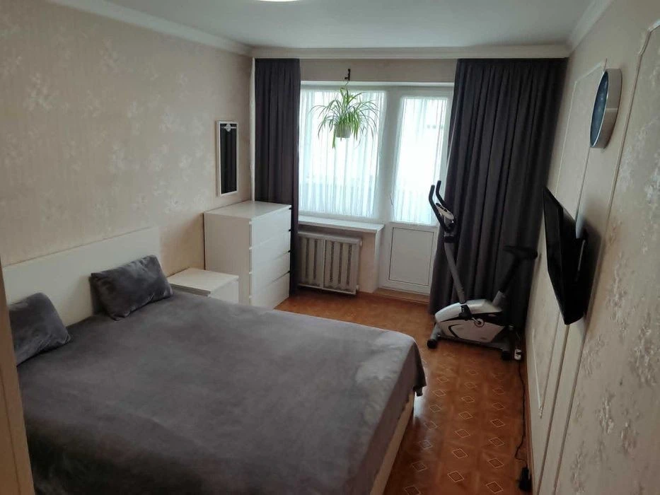 Продаж 3к квартири, метро Мінська-5 хв пішки, Левка Лукяненк