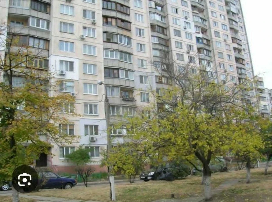 Продаж 3к квартири, метро Мінська-5 хв пішки, Левка Лукяненк