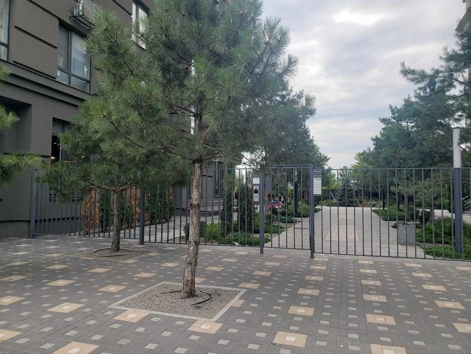 Продам 1к, ЖК Метрополія, метро Вирлиця, з ремонтом та мебля